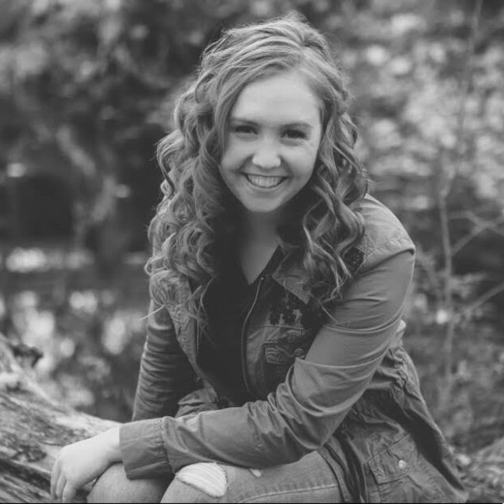 Meet your Posher, Natalie